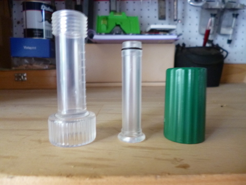 Sample tube inner and outr cylinder and screw-on cap