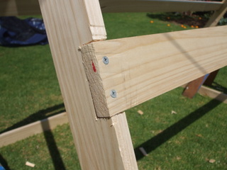 side rail joint detail