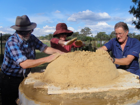 Building the Inner Sand Form